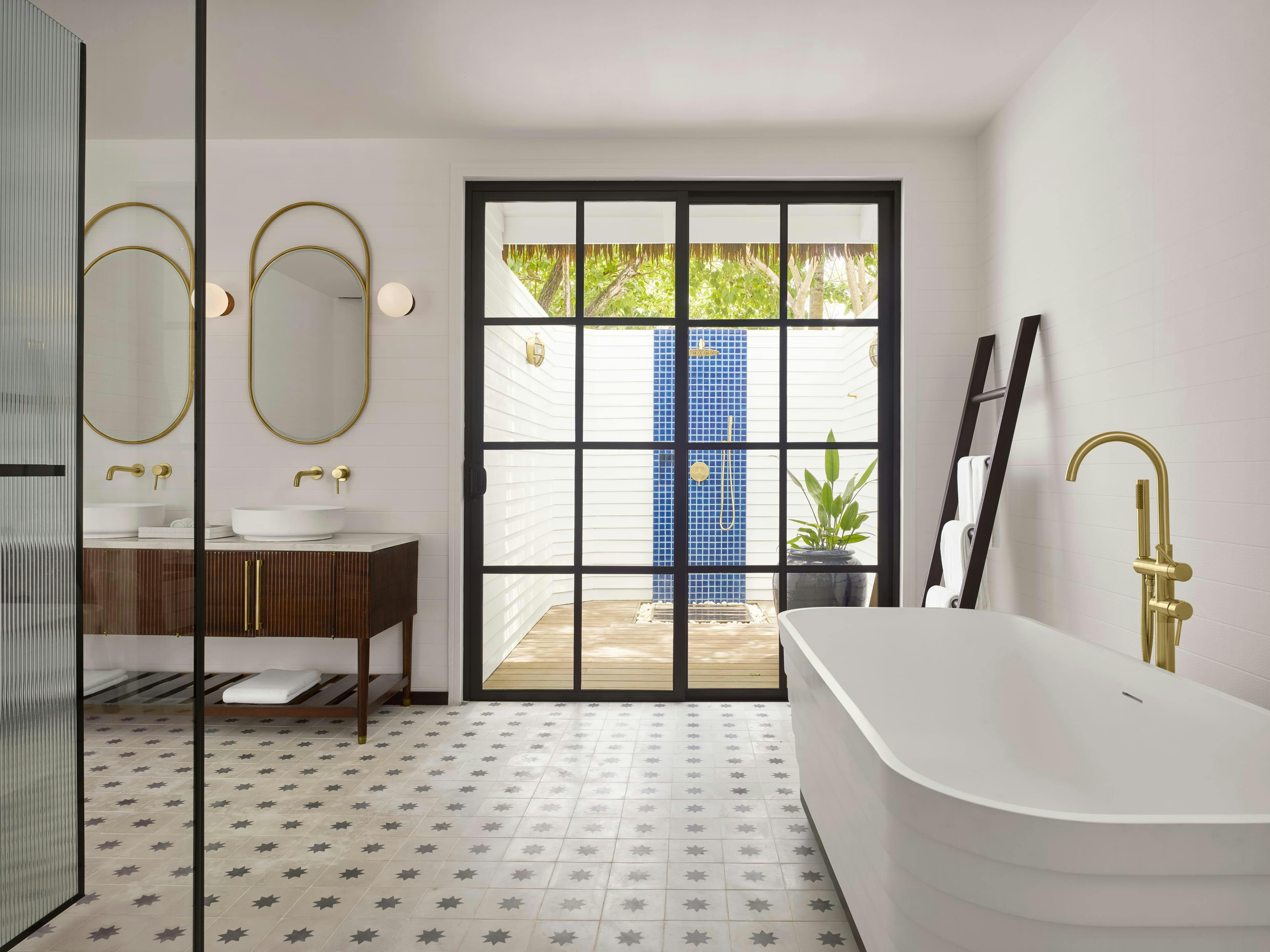 Ocean Beach Pool Villa - Bath